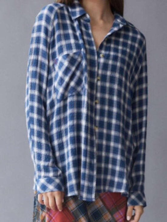 BDG Tops - Urban Outfitters BDG Keanu Oversized Button Down Shirt : Small